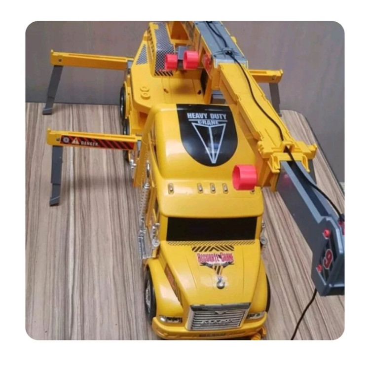 اسباب بازی جرثقیل بزرگ