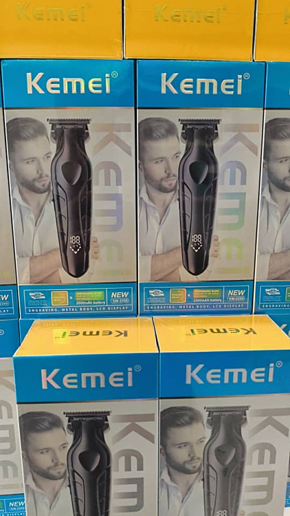 ماشین اصلاح کیمی مدل KM-2269 با تیغه کربن استیل و برش مستقیم